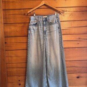 Universal Thread Light Blue High-Rise Wide Leg Jeans